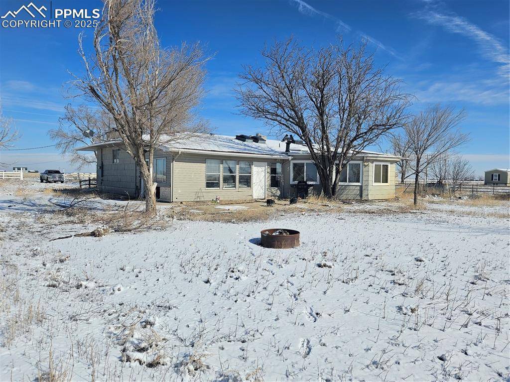 40444 Bush RD, Avondale, CO 81022