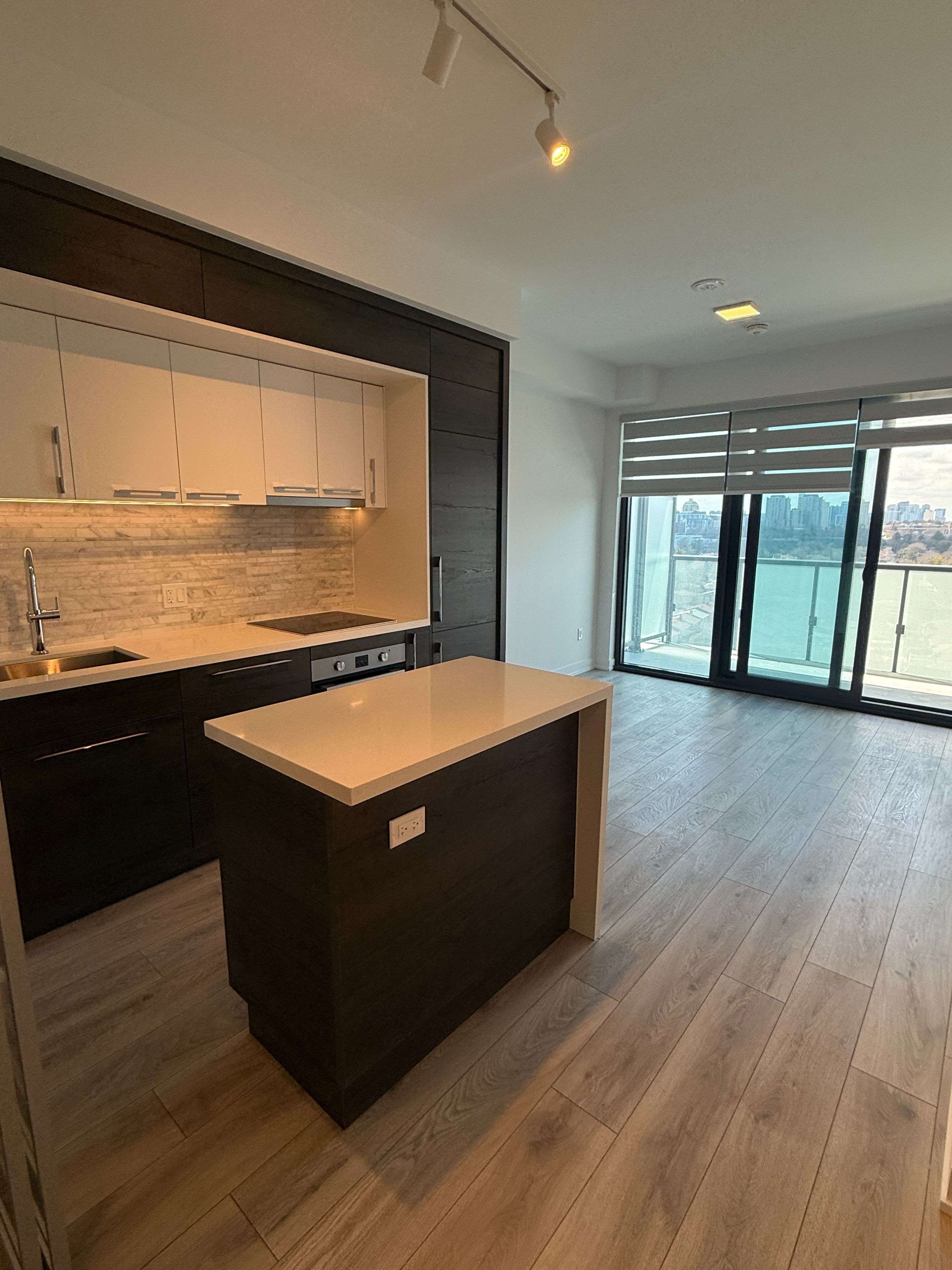 29 Green Trail CT #1809, Toronto C15, ON M2K 0J9