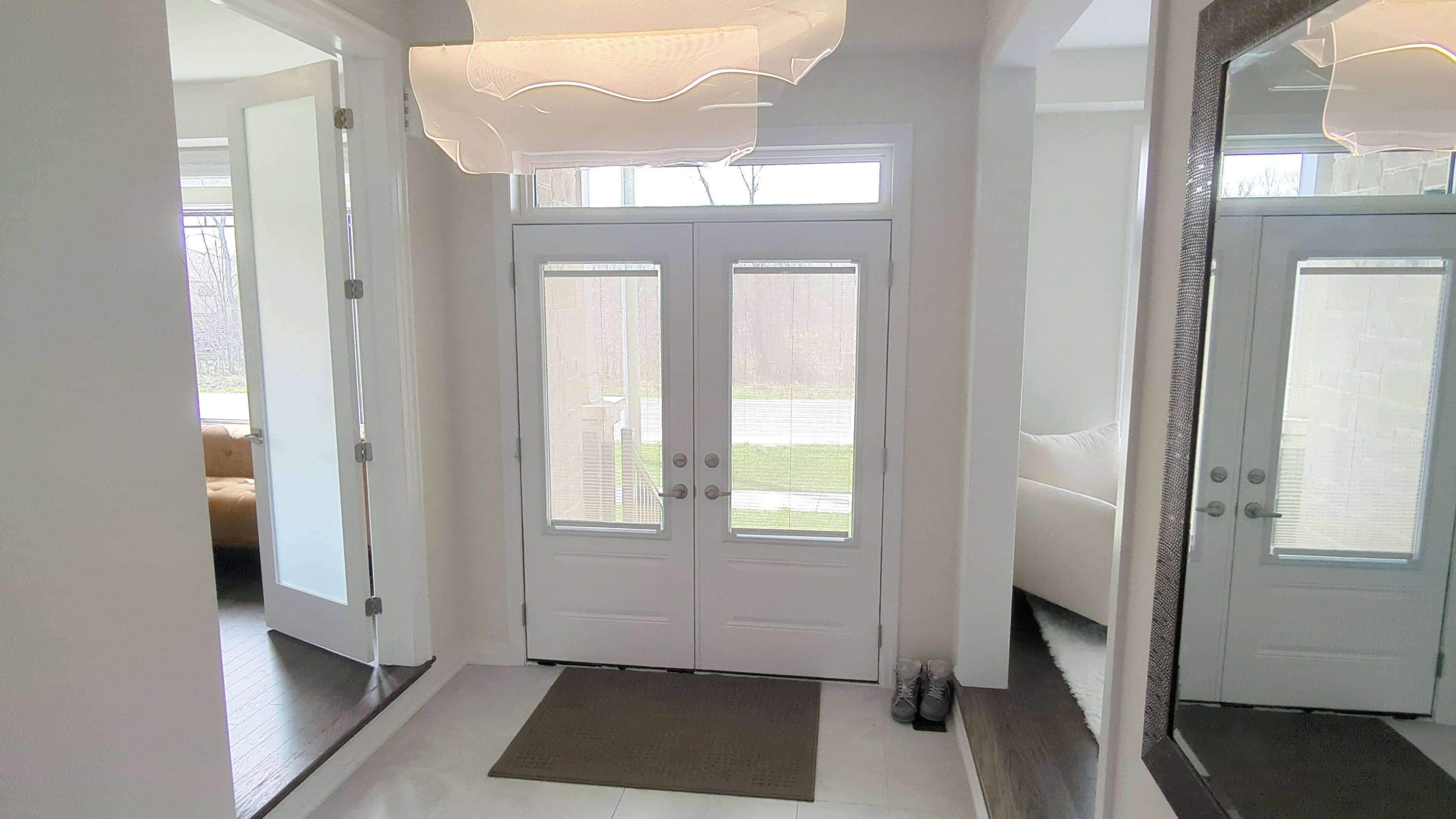 243 CENTRE ST, Clearview, ON L0M 1S0
