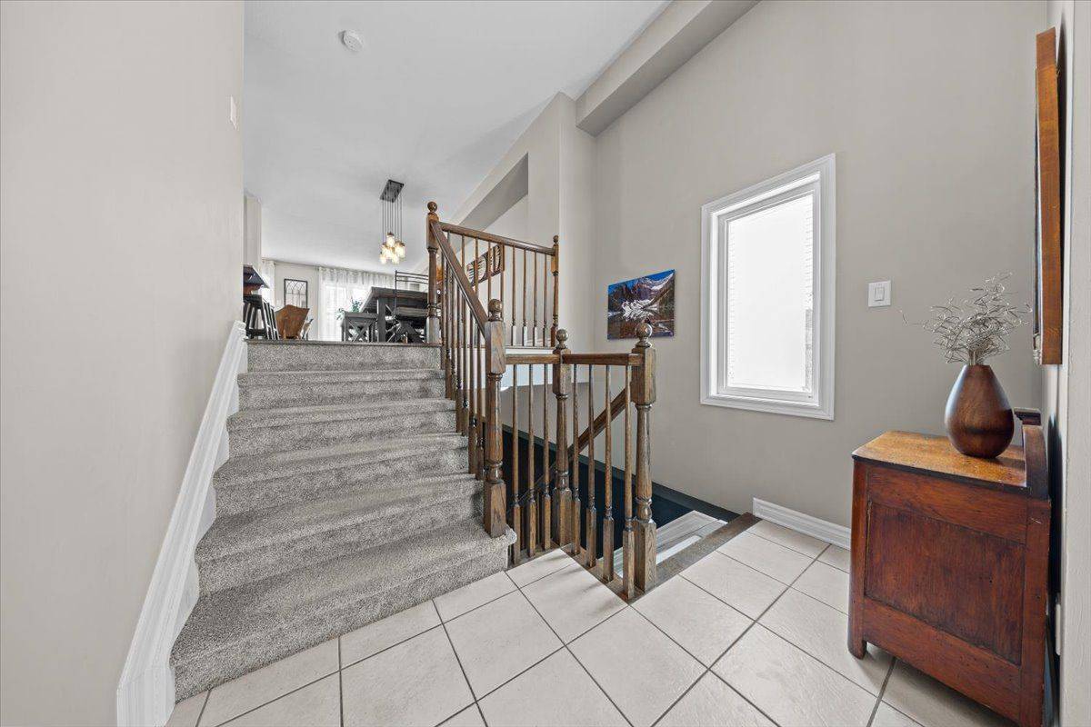 265 Parkrose Private, Orleans - Cumberland And Area, ON K4A 0N8