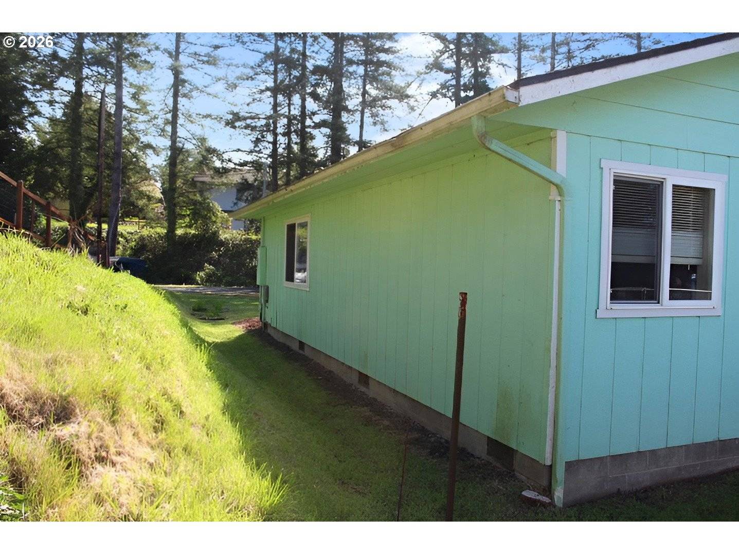 751 N BAXTER ST, Coquille, OR 97423