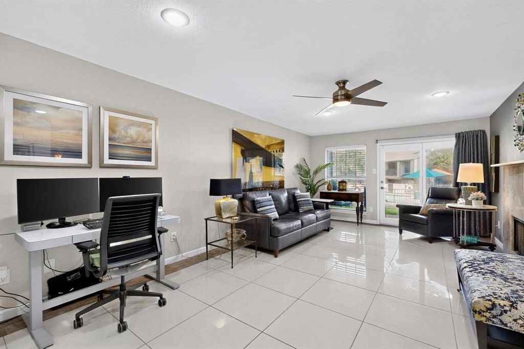 2535 Wedglea Drive #114, Dallas, TX 75211