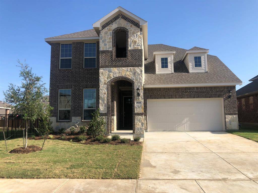 2820 Long Slope Road, Arlington, TX 76001