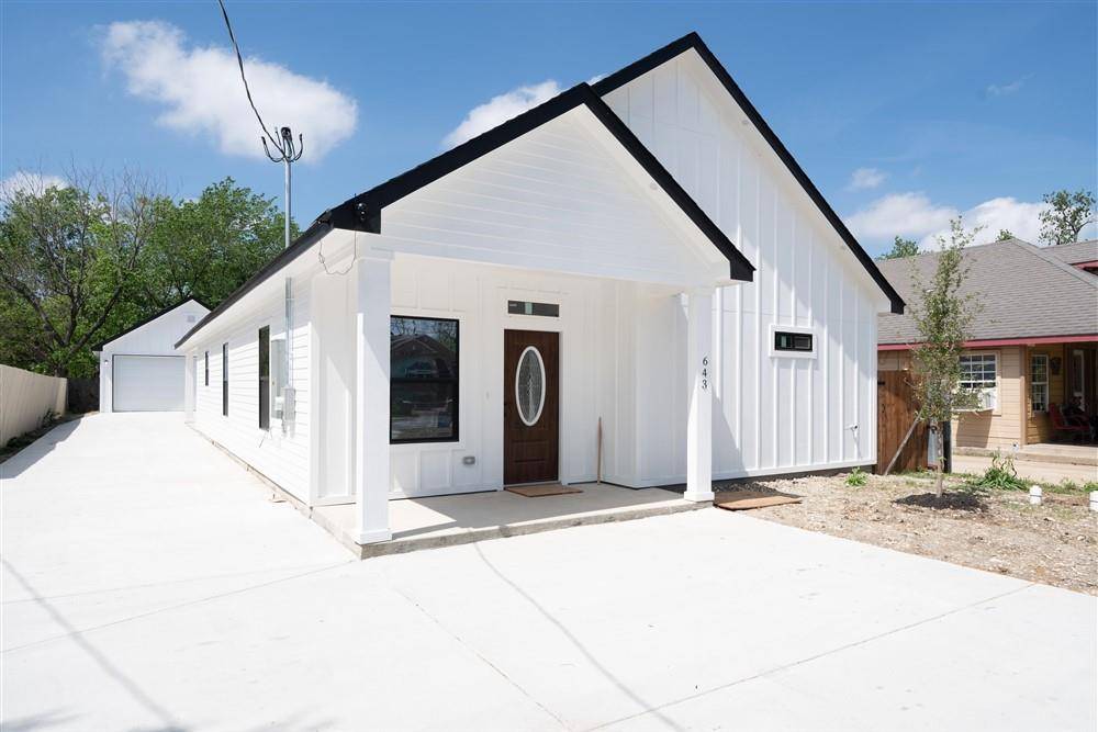 643 Rayenell Avenue, Dallas, TX 75217