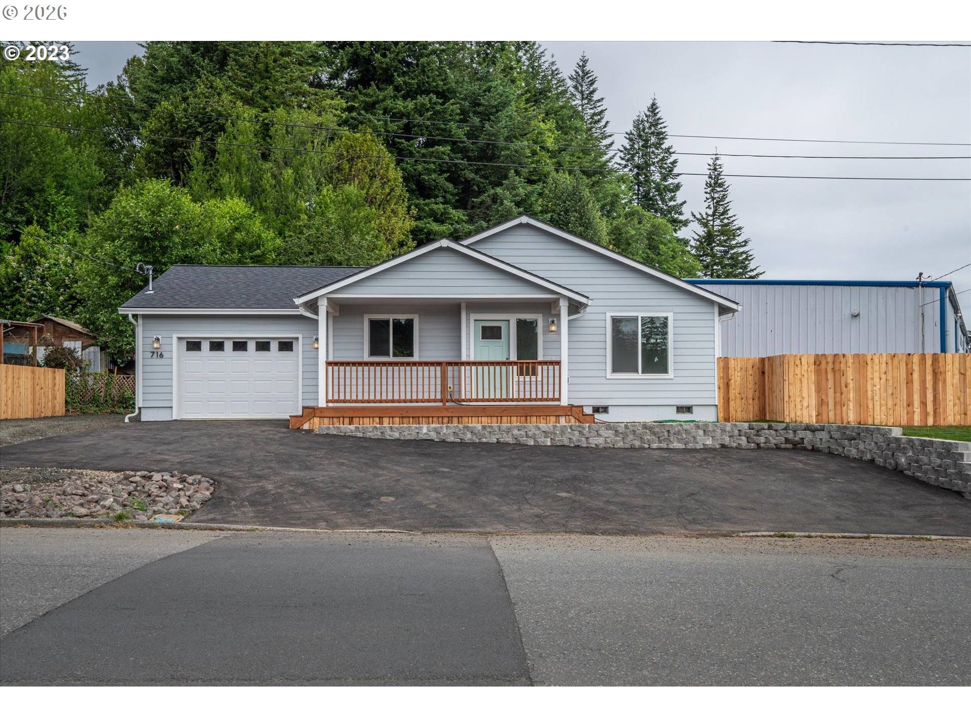 716 Southwest BLVD, Coos Bay, OR 97420