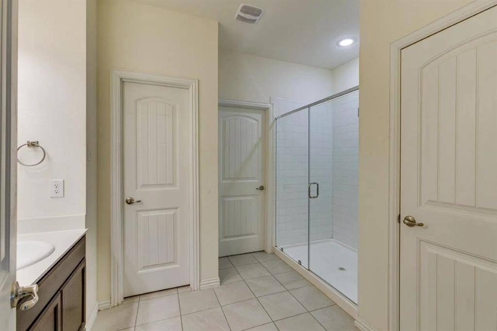 4627 Raleigh Dalton Road, Dallas, TX 75227