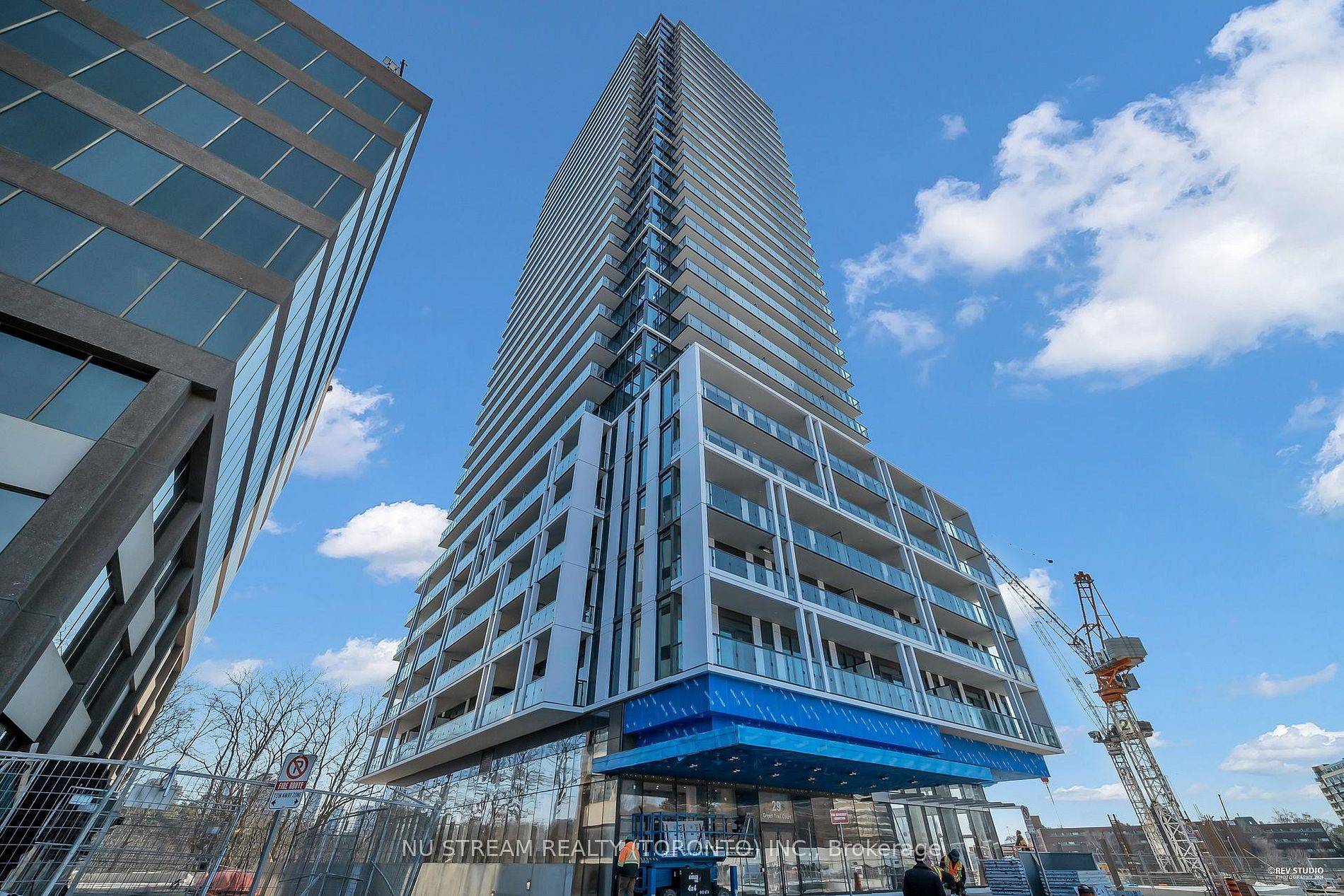 29 Green Trail CT #1203, Toronto C15, ON M2K 0J9