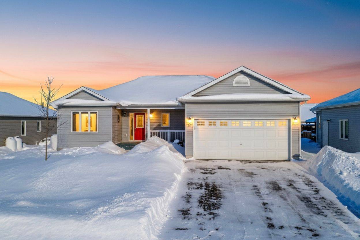 10 Sinclair CRES, Ramara, ON L3V 8K1