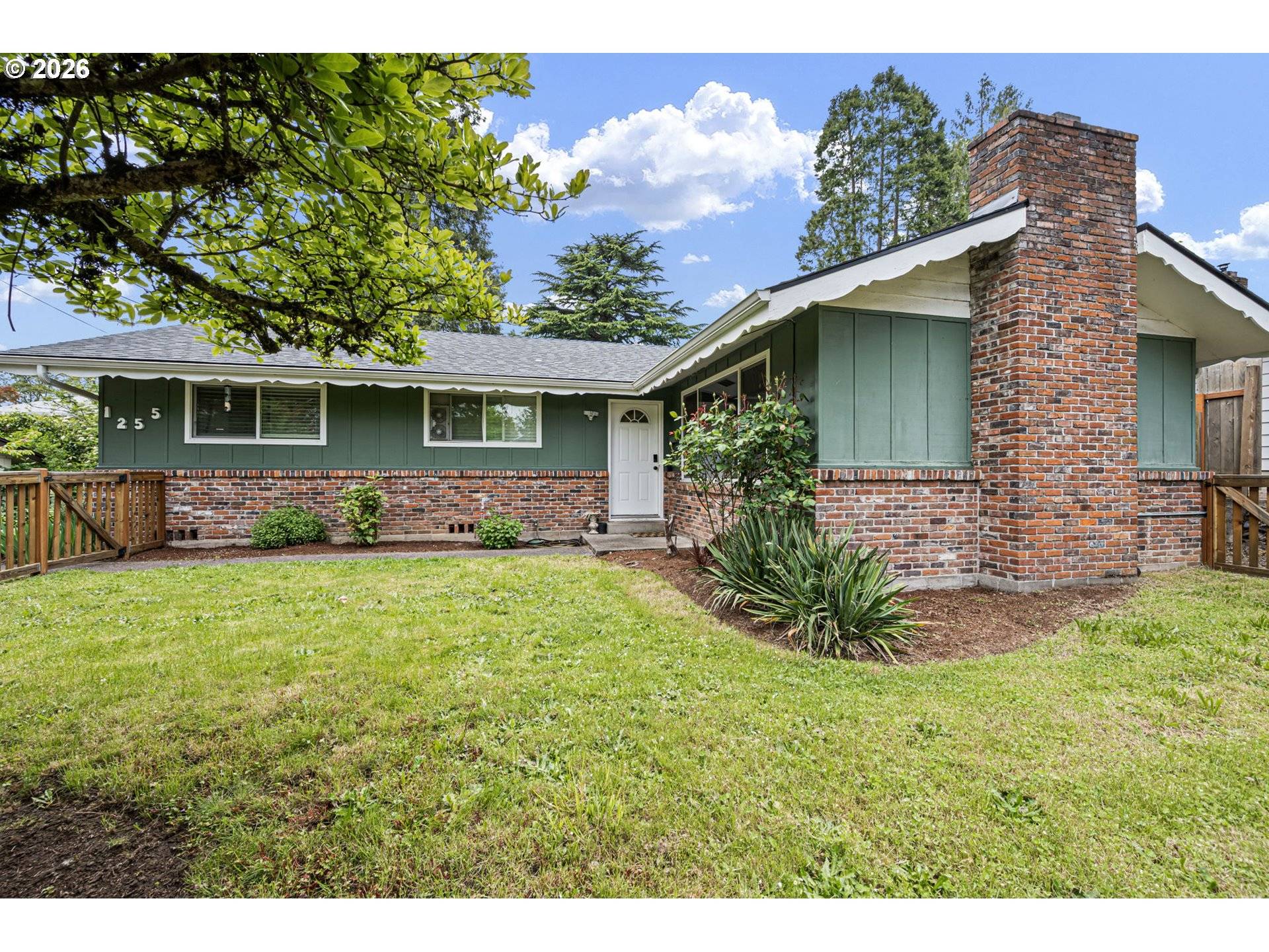 1255 E 30TH AVE, Eugene, OR 97405