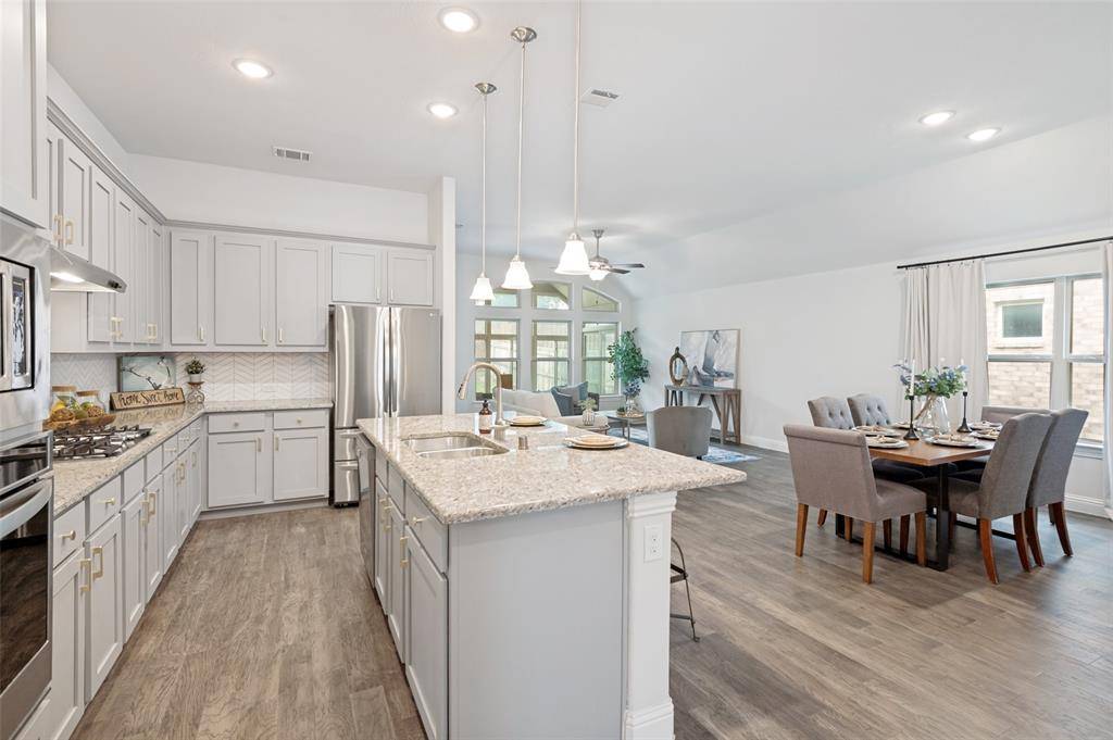 2420 Valley Lane, Carrollton, TX 75010
