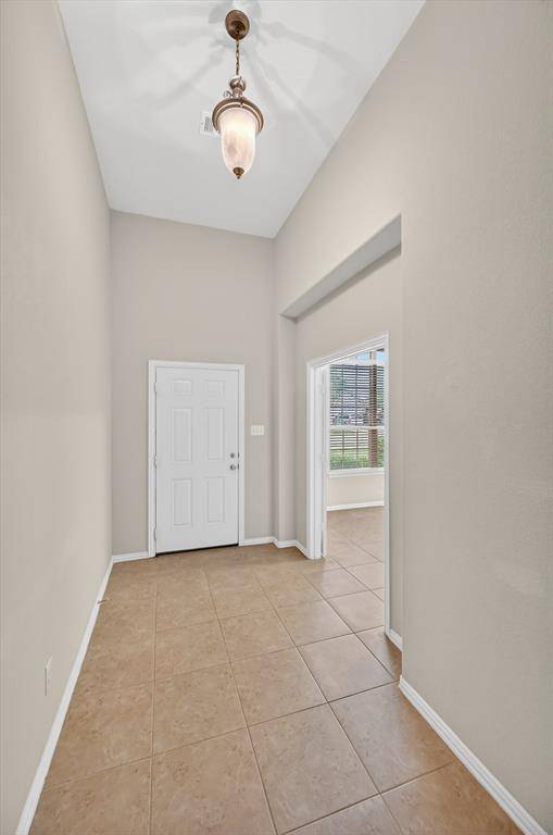 640 Ricochet Drive, Fort Worth, TX 76131