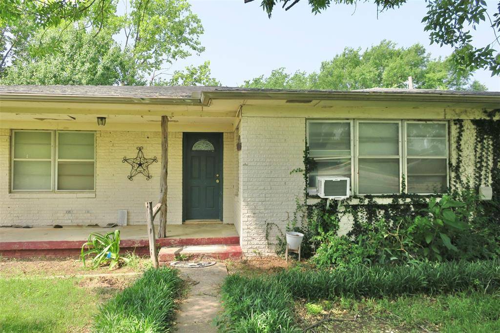 1689 N Highway 81 N, Bowie, TX 76230