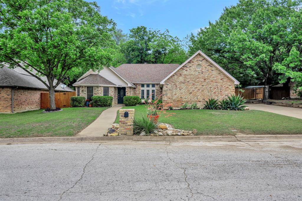 5517 Chimney Rock Road, Fort Worth, TX 76112