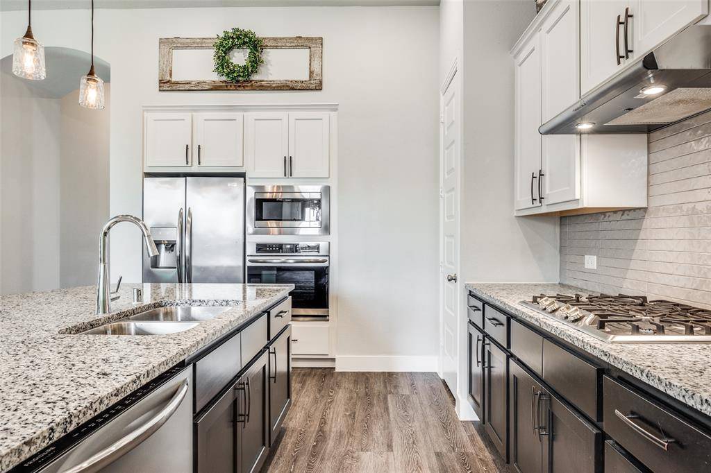 1412 Eclipse Road, Aubrey, TX 76227