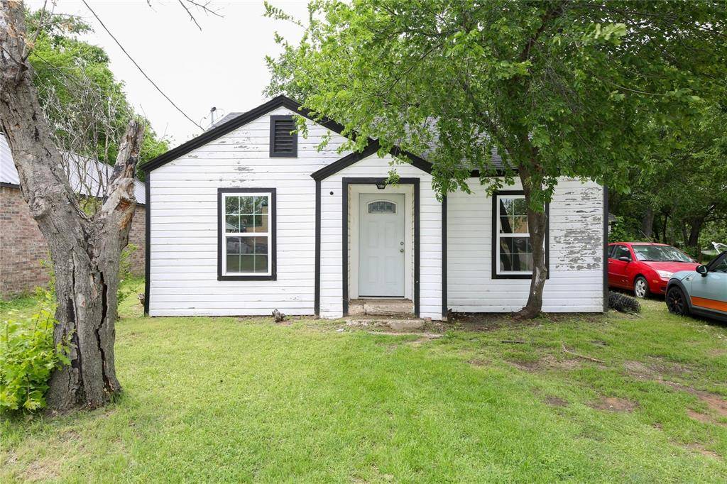 1011 Clay Street, Nocona, TX 76255