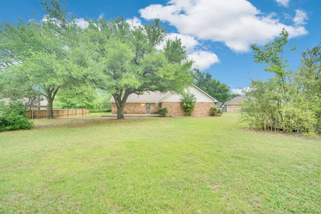 730 Squire Place, Red Oak, TX 75154