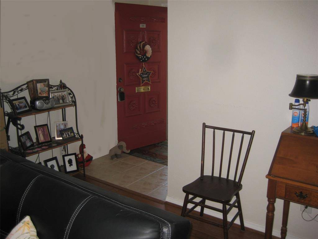 4320 S Bellaire Drive S #114W, Fort Worth, TX 76109