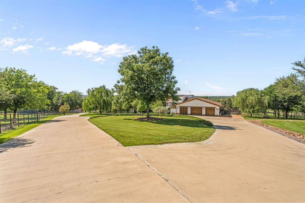 321 Verna Trail N, Fort Worth, TX 76108