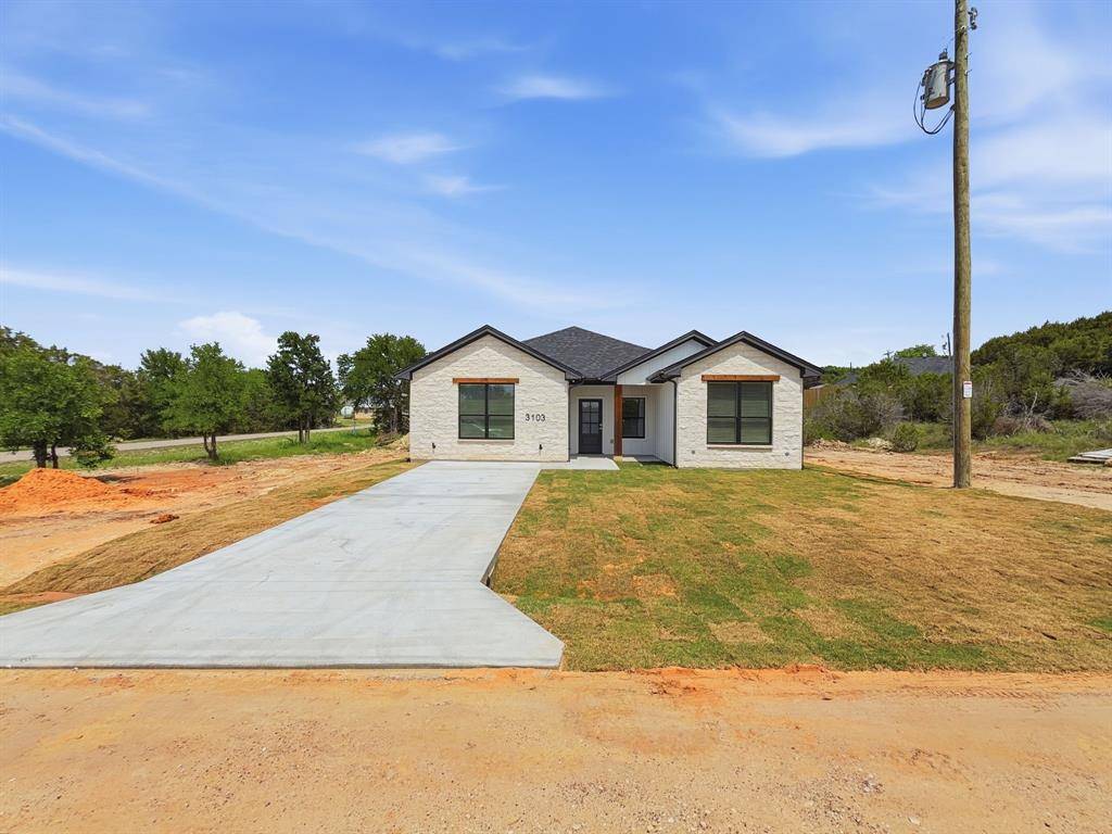 3103 Neches River Trail, Granbury, TX 76048