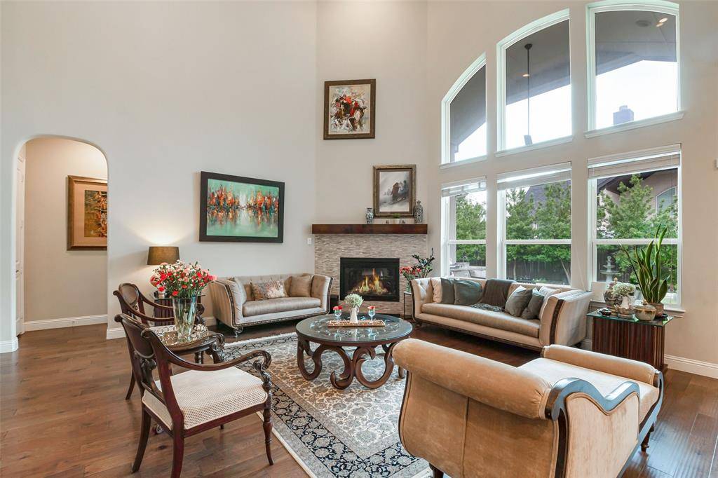 12818 Caterpillar Drive, Frisco, TX 75035