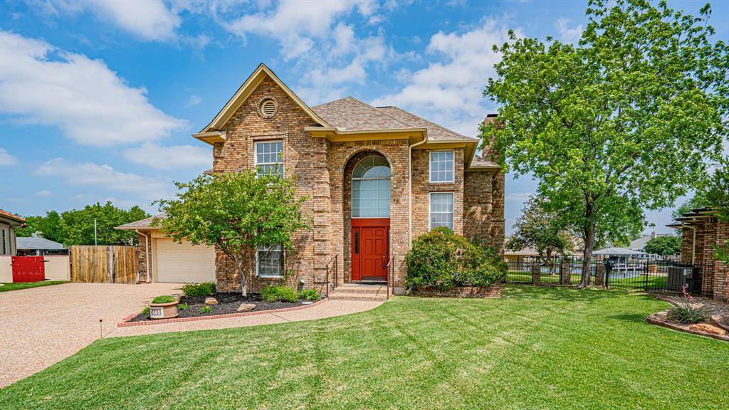 2401 Pebble Drive, Granbury, TX 76048