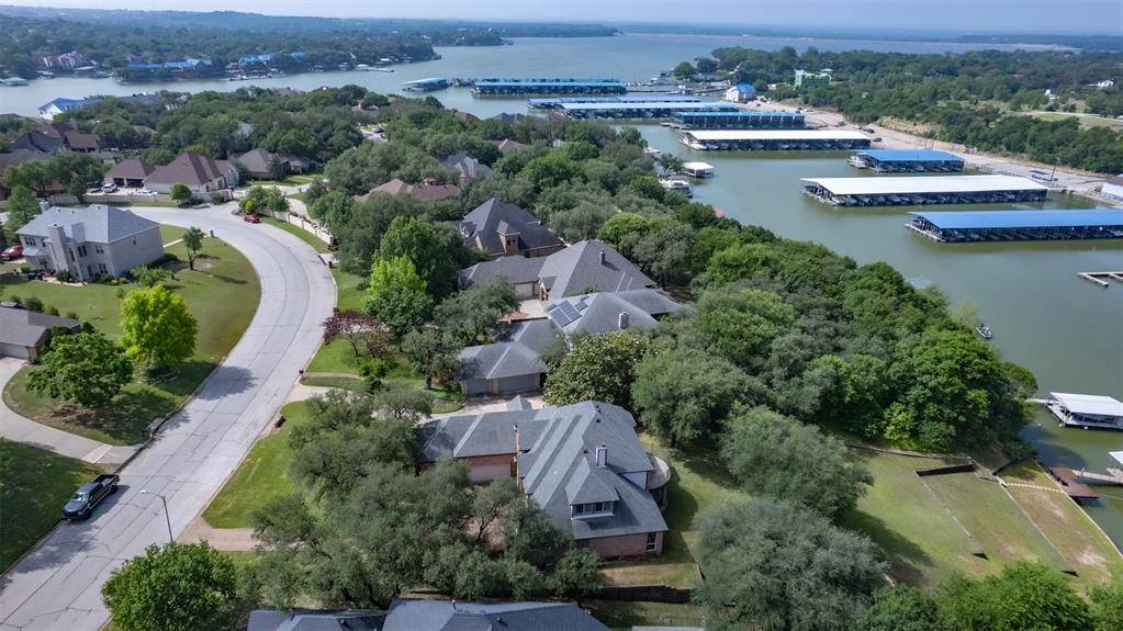 9313 Dosier Cove W, Fort Worth, TX 76179