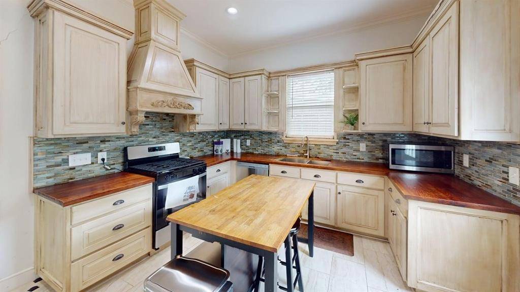 4523 Sycamore Street, Dallas, TX 75204