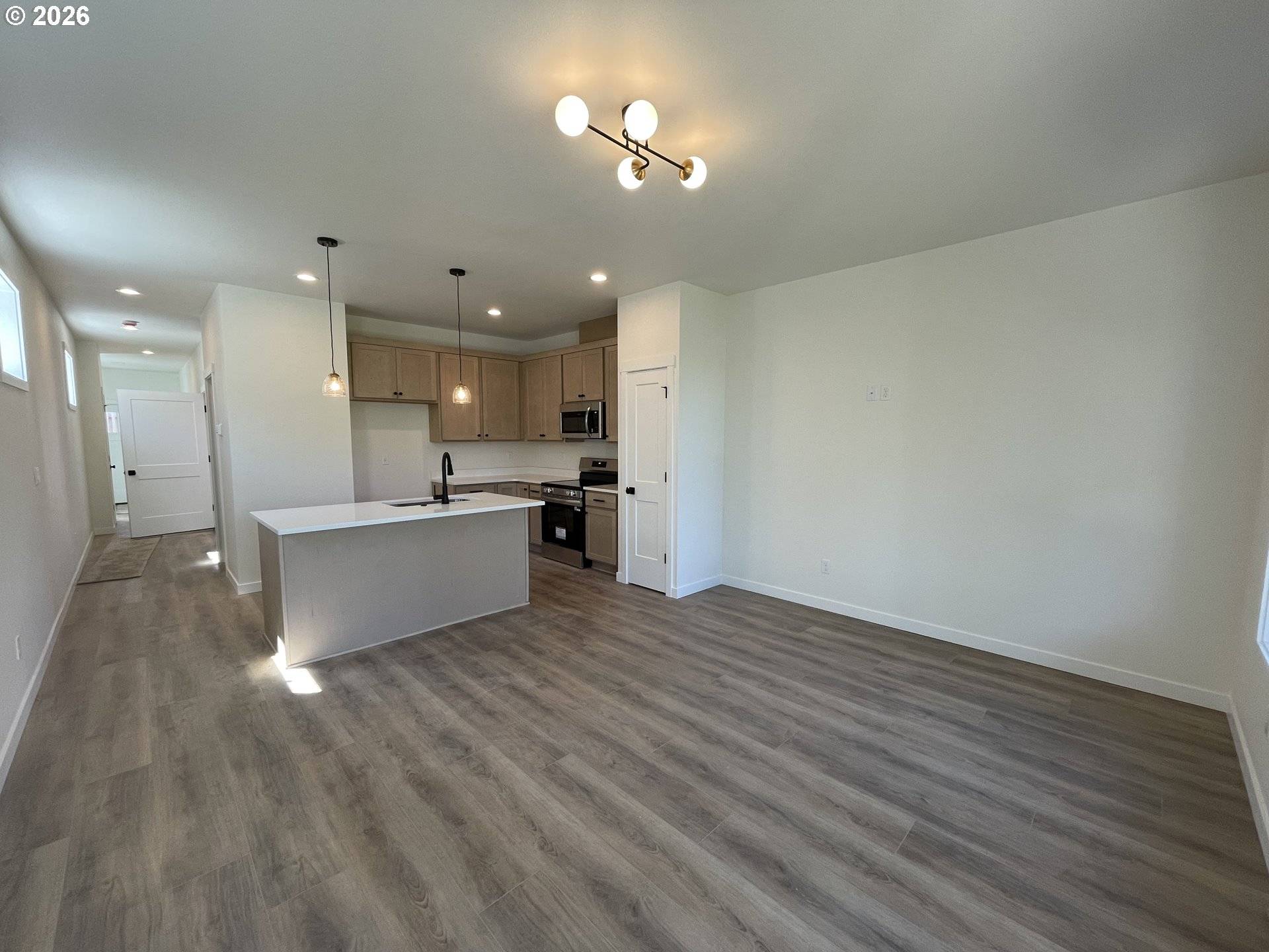 20761 NE Thompson TER, Fairview, OR 97024