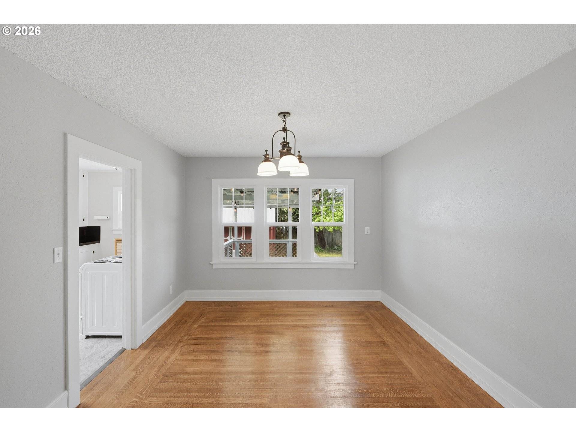 383 N FOLSOM ST, Coquille, OR 97423