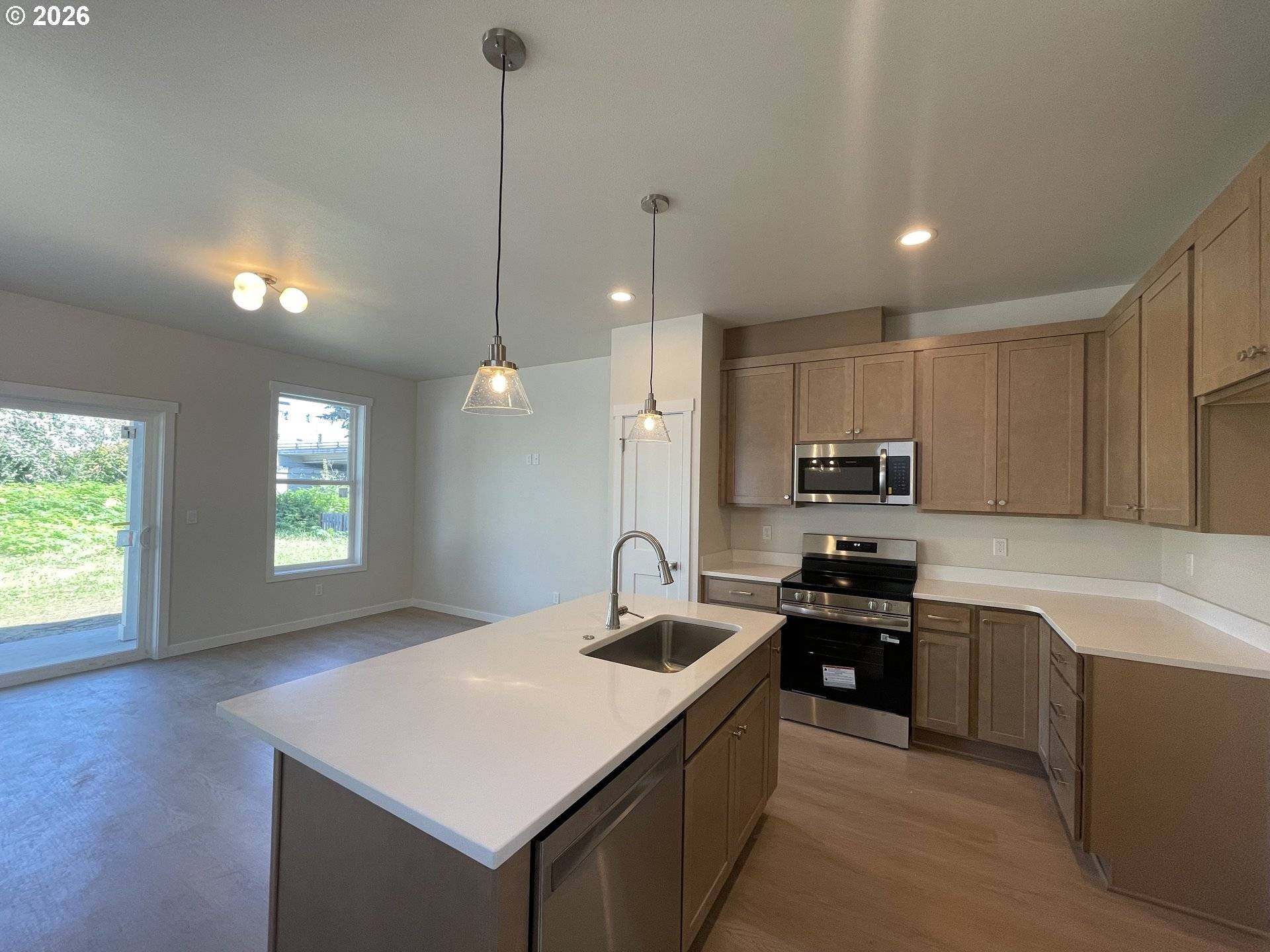 20751 NE Thompson TER, Fairview, OR 97024