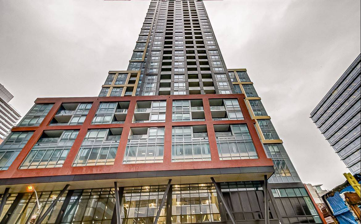 108 Peter ST #3605, Toronto C01, ON M5V 2G7