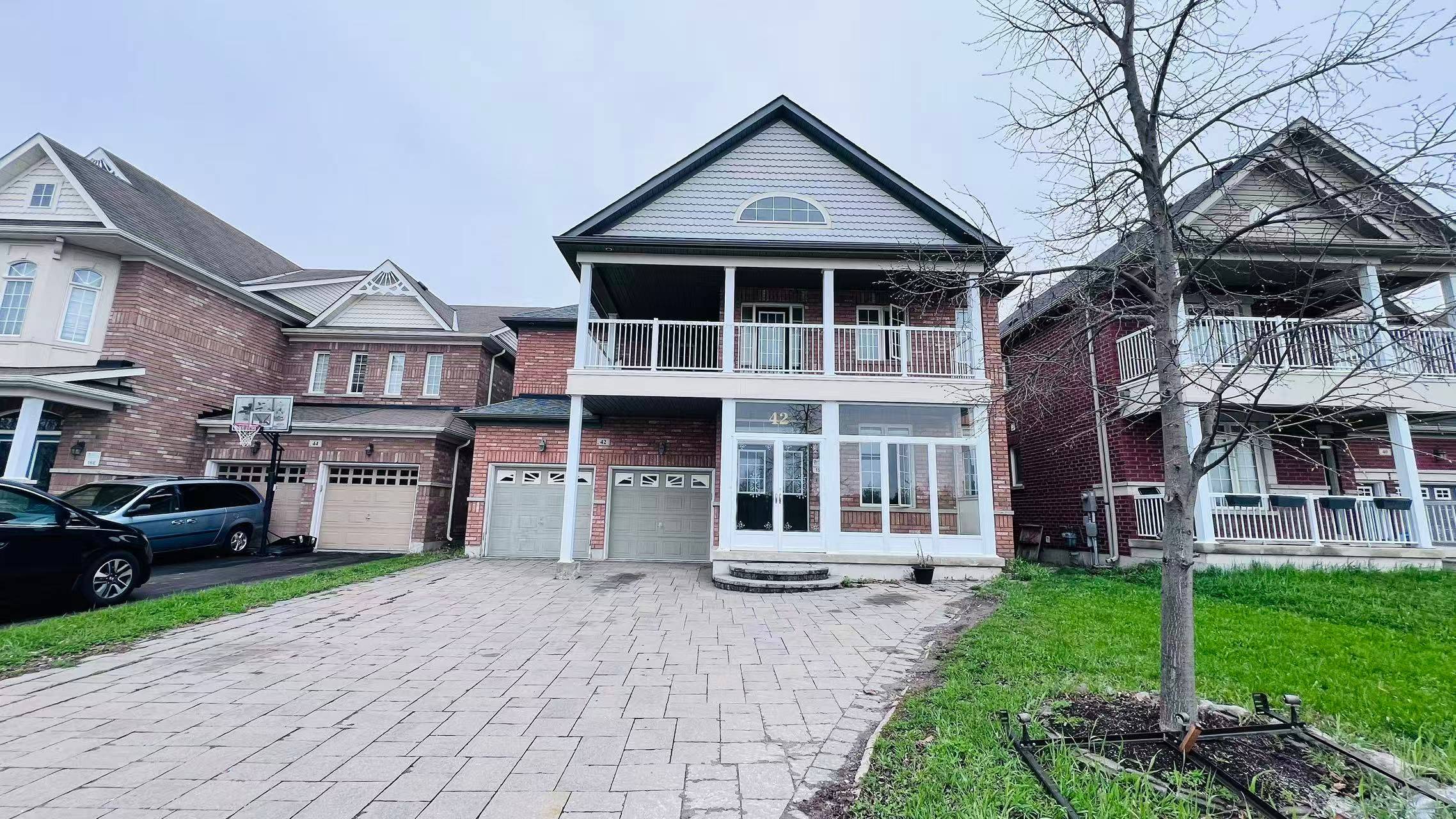 42 Pagnello CRES, Markham, ON L6B 0T3