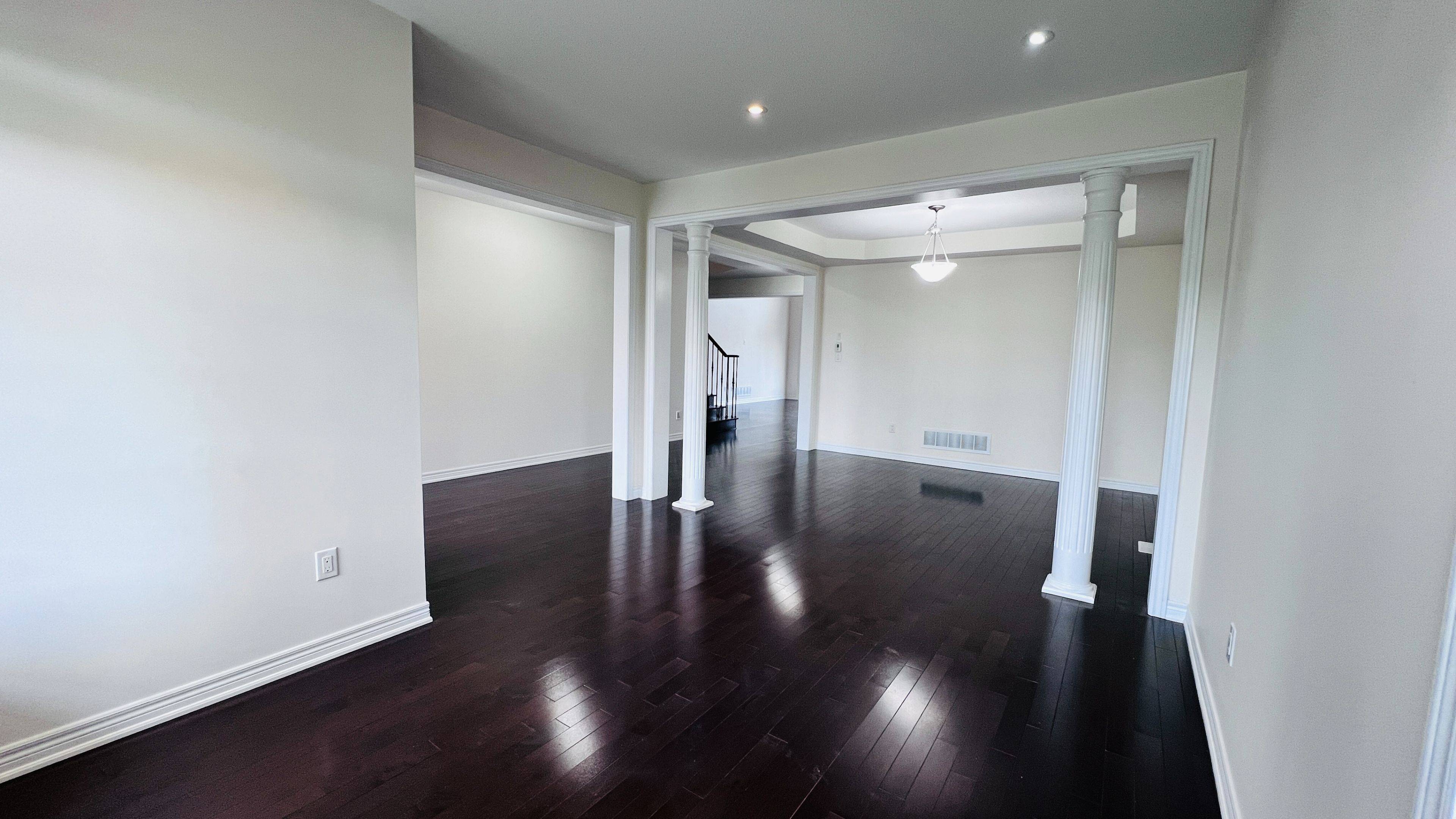 42 Pagnello CRES, Markham, ON L6B 0T3