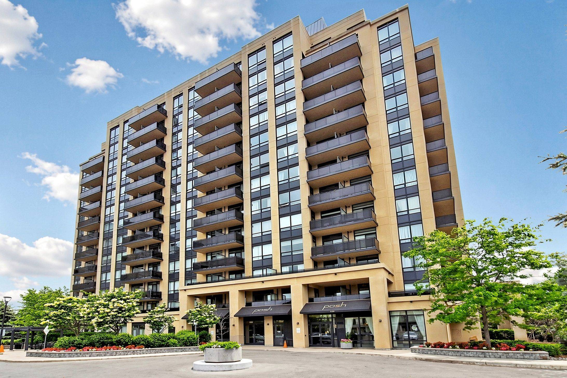 520 Steeles AVE W #511, Vaughan, ON L4J 0H2