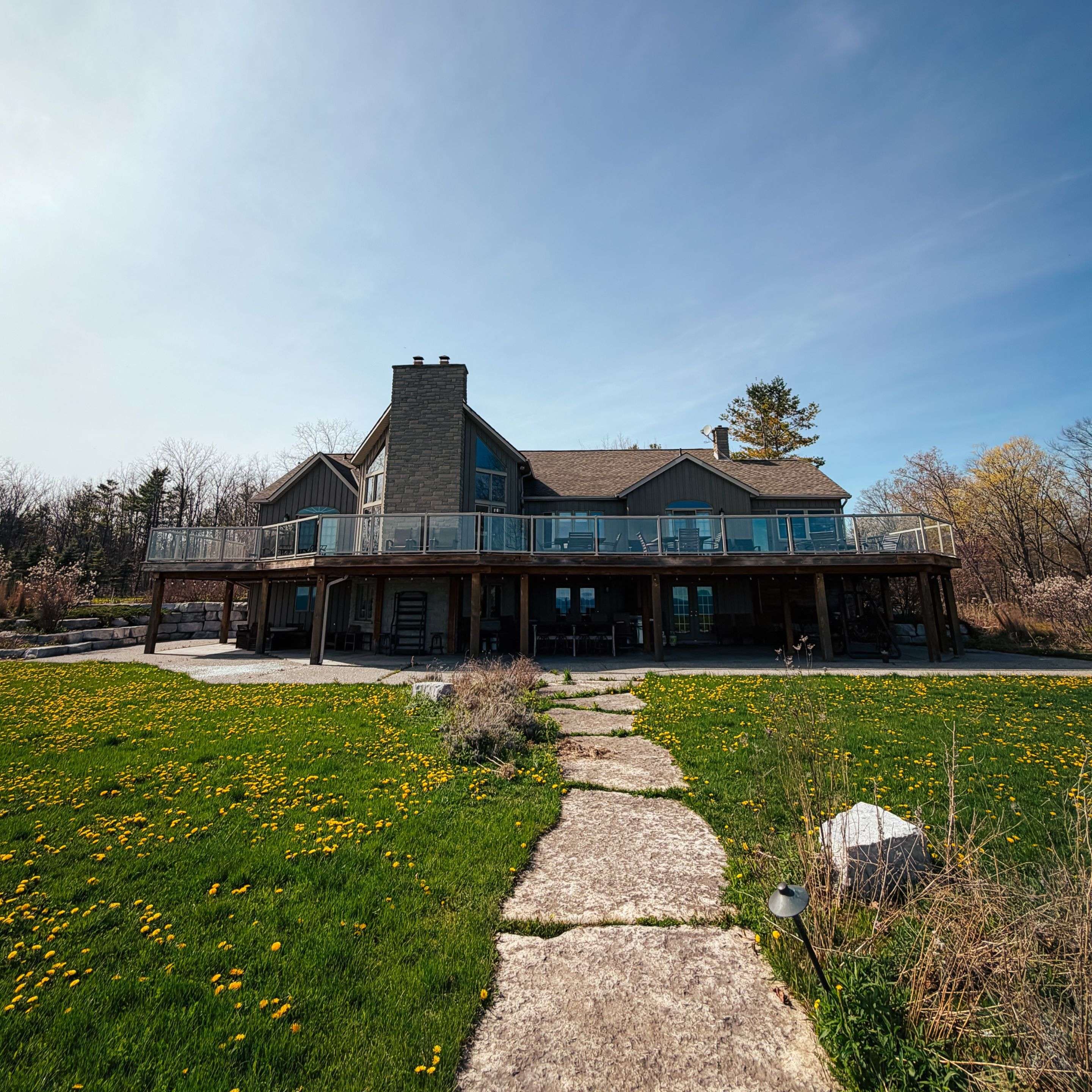 2720 Front RD, Norfolk, ON N0E 1W0