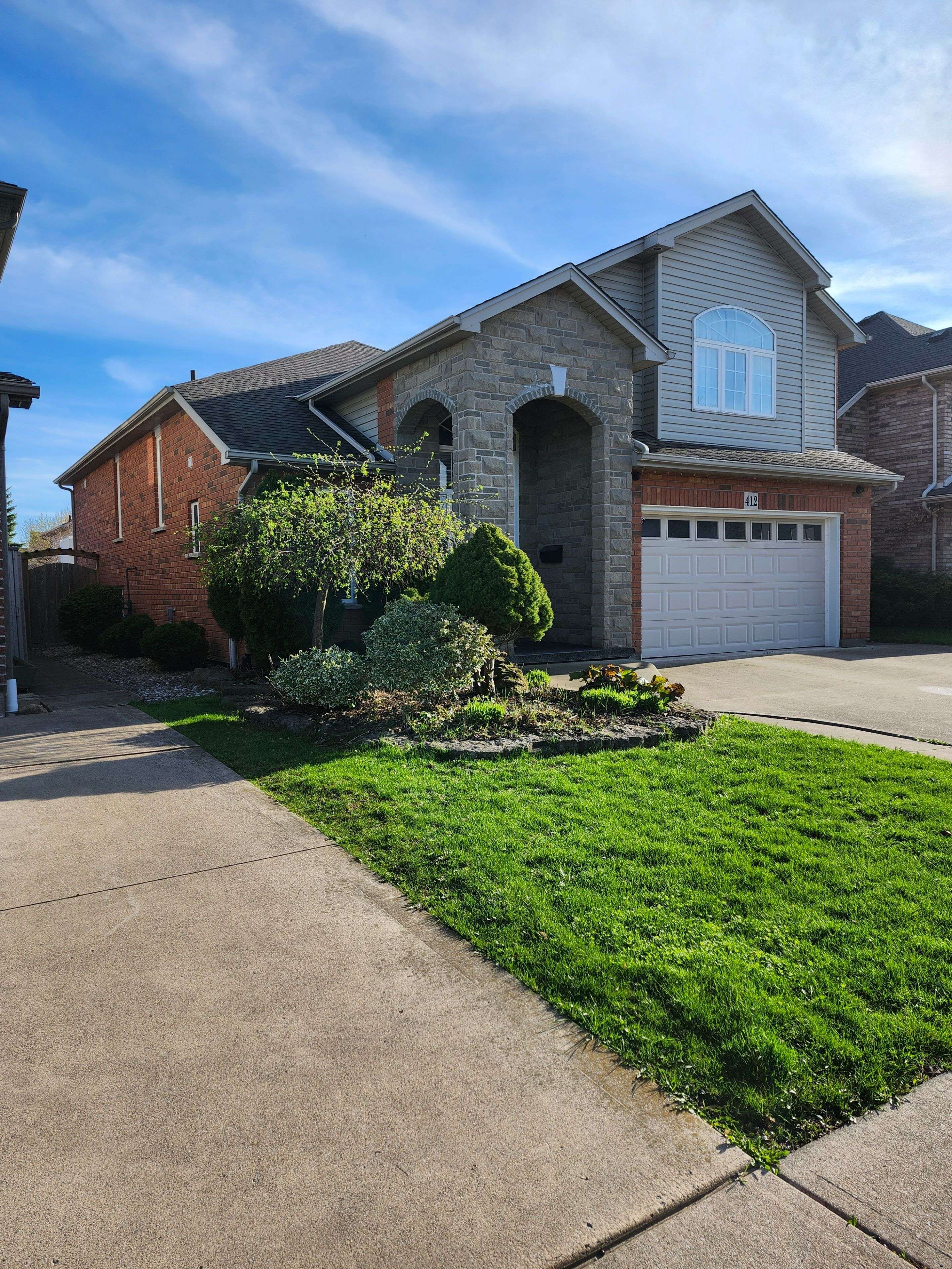 412 Autumn CRES, Welland, ON L3C 7J9