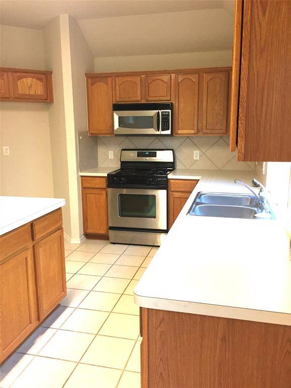 9837 Meadow Rue Drive, Mckinney, TX 75072