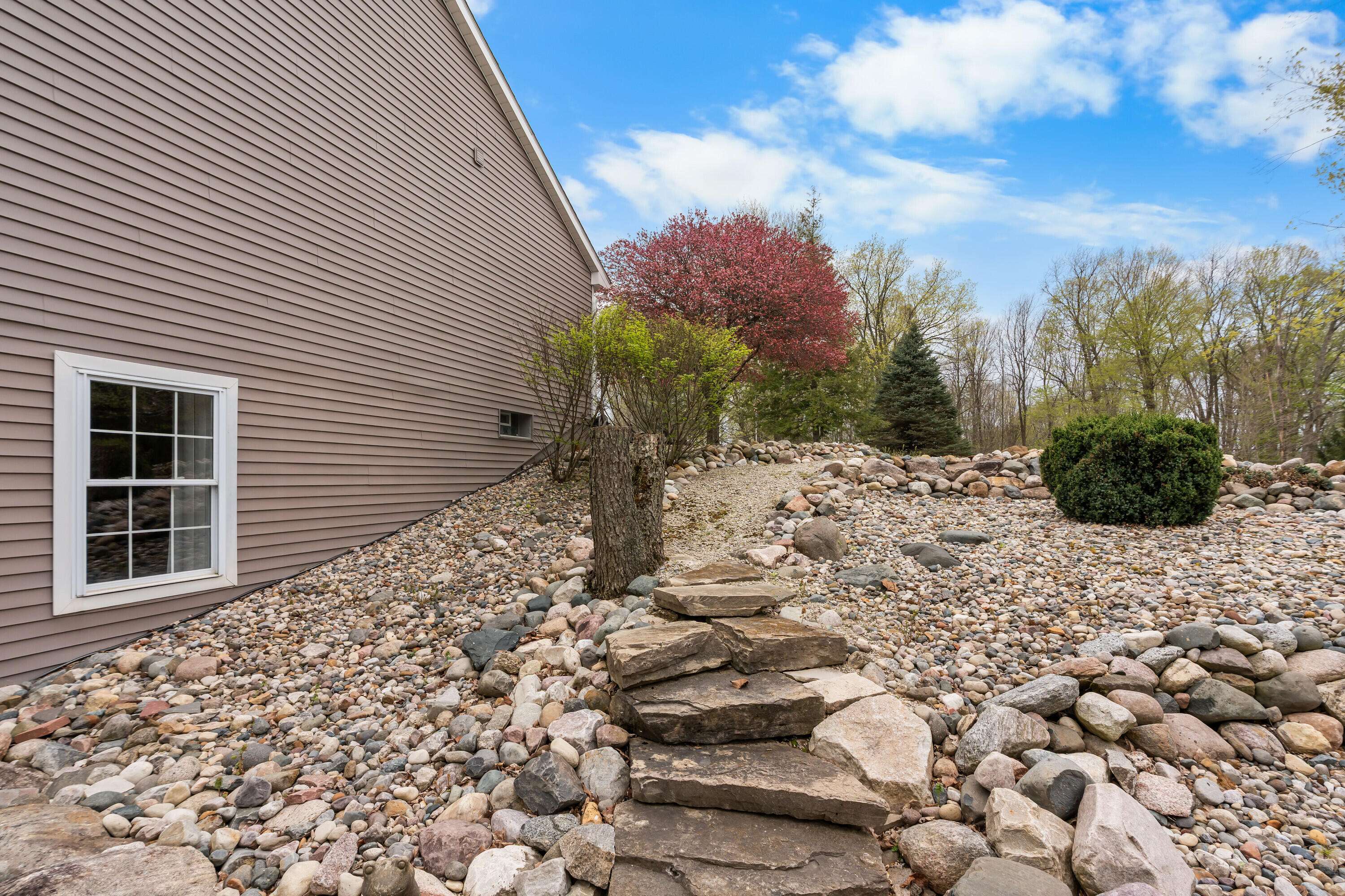 6540 Munsell RD, Ioscotownship_livingston, MI 48843