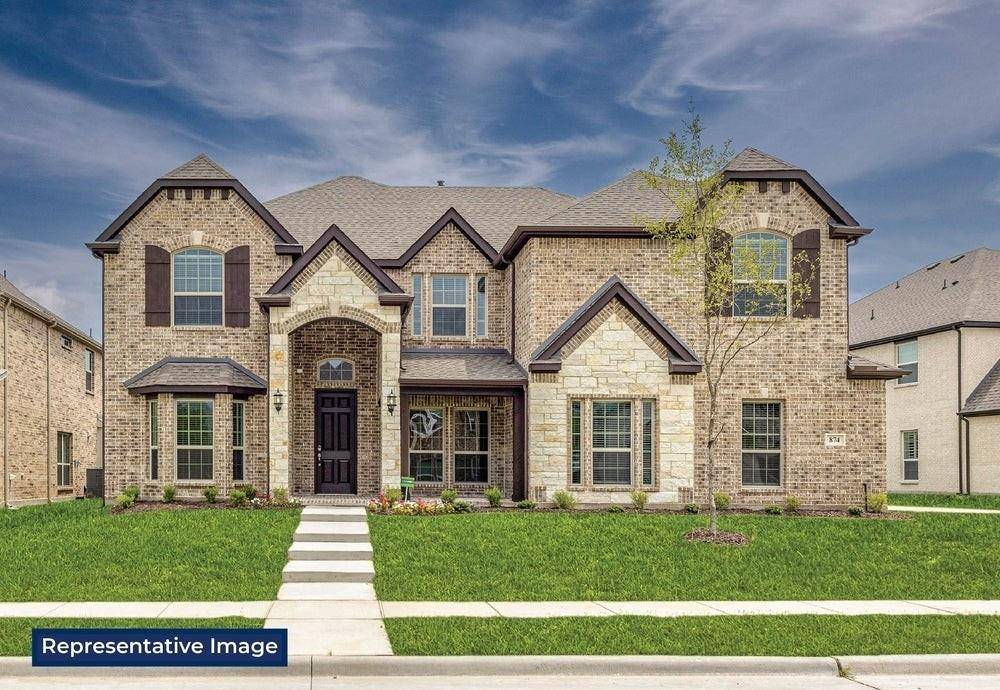 513 S Hidden Lakes Drive, Desoto, TX 75115