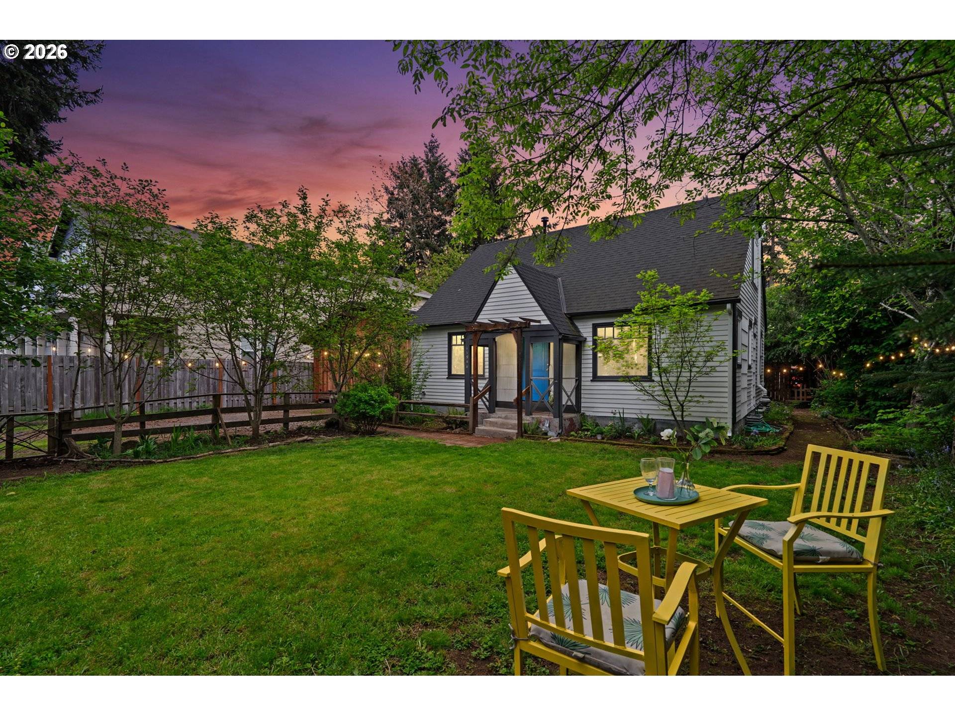 11944 SE MILL CT, Portland, OR 97216