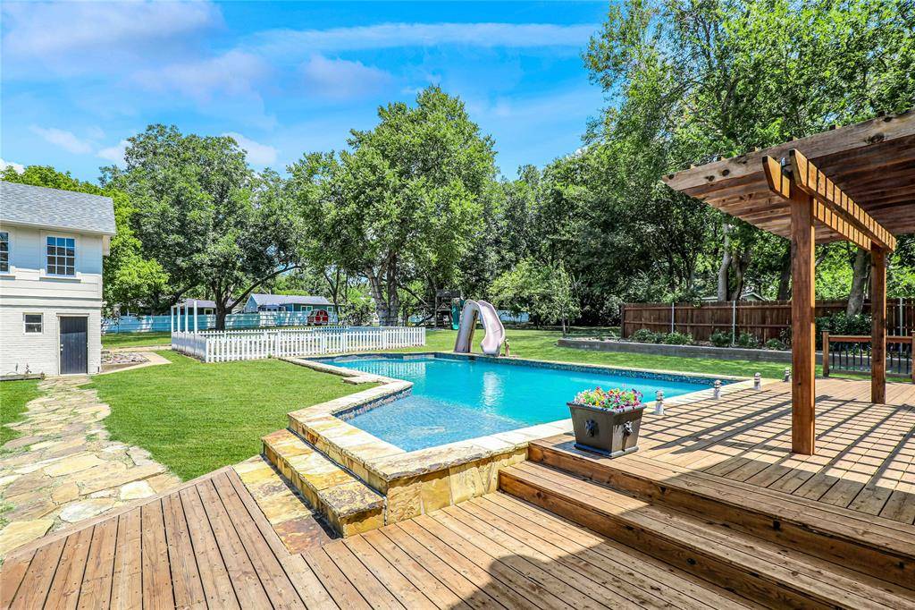 1102 Howell Street, Mckinney, TX 75069