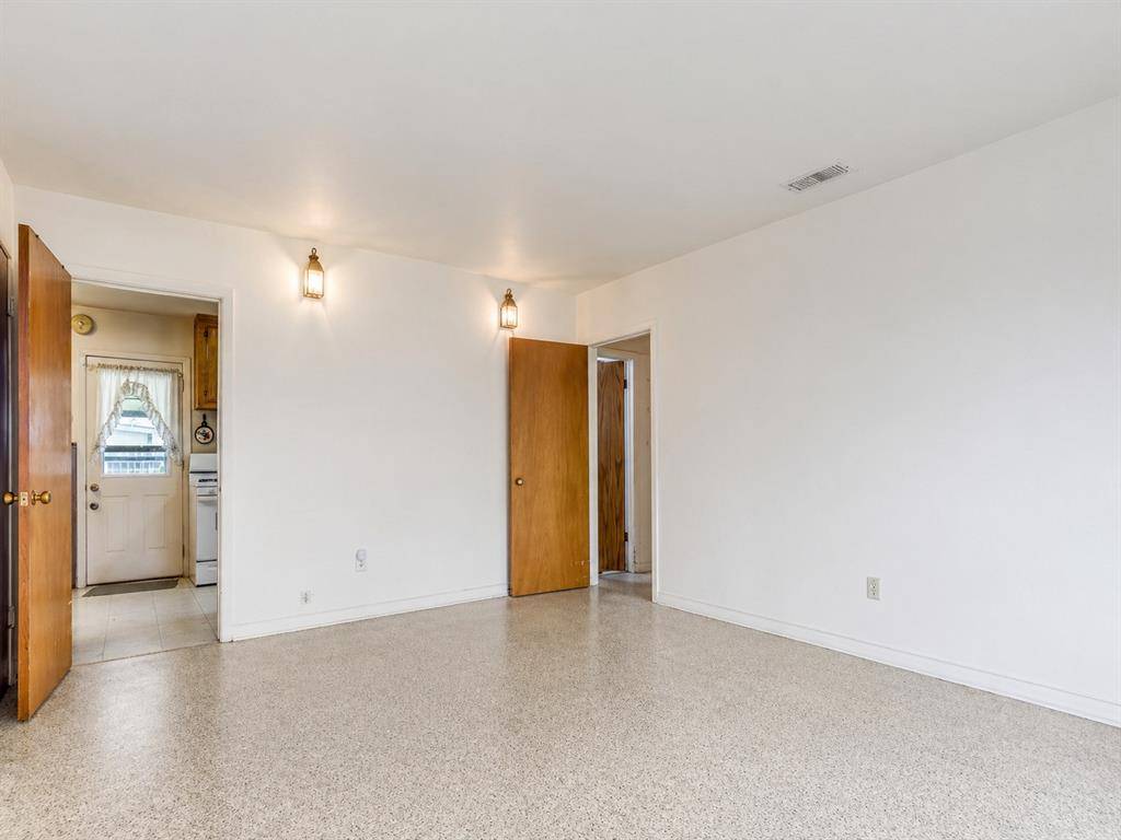 6730 Lodge Street, Houston, TX 77092
