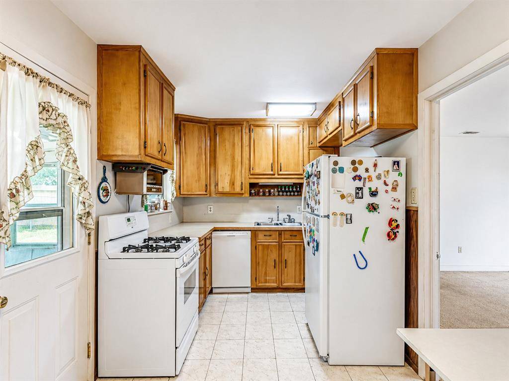 6730 Lodge Street, Houston, TX 77092