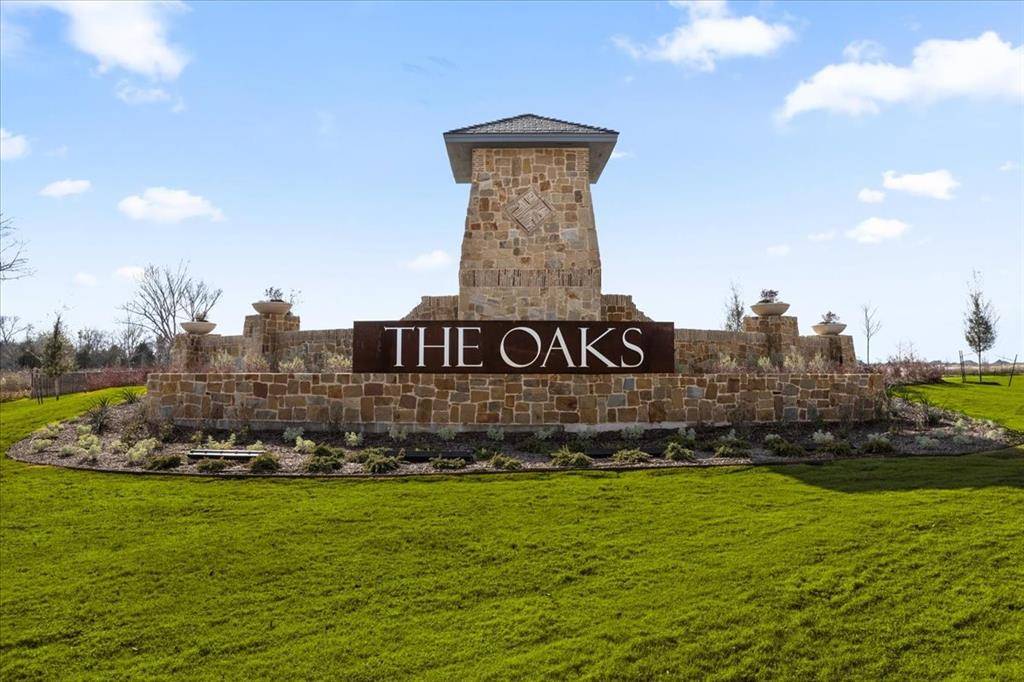 1321 Rothland Lane, Red Oak, TX 75154