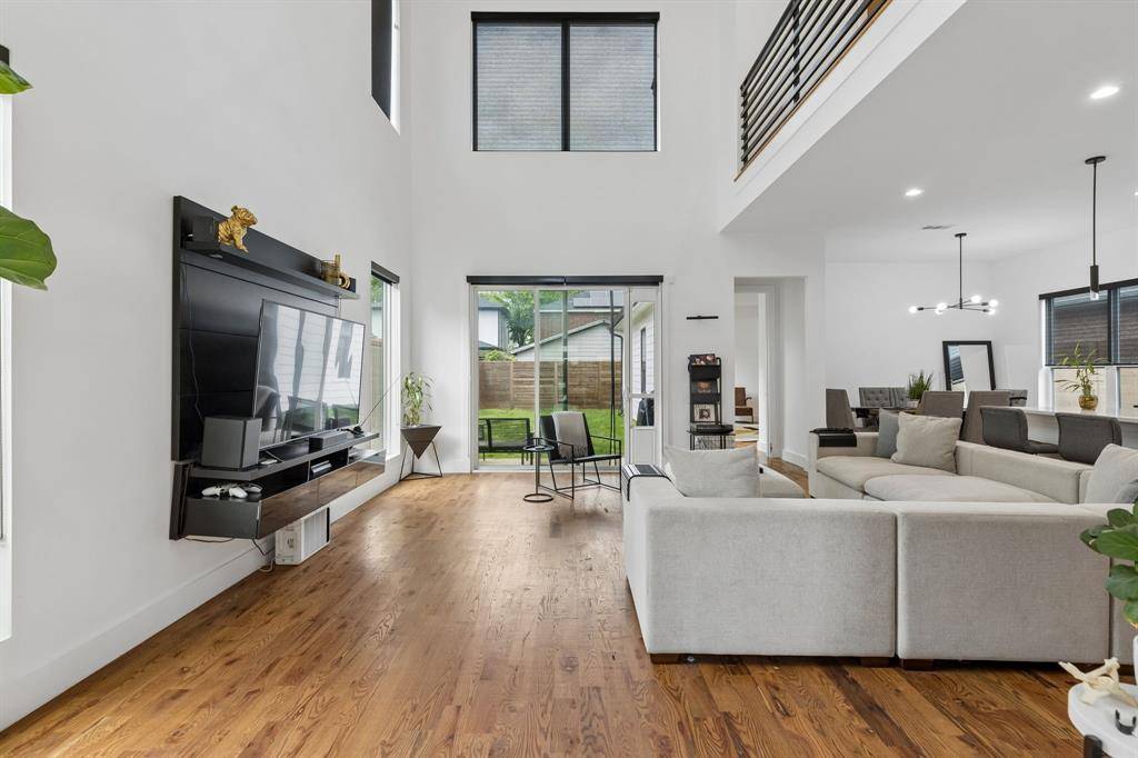 1717 Mcbroom Street, Dallas, TX 75212