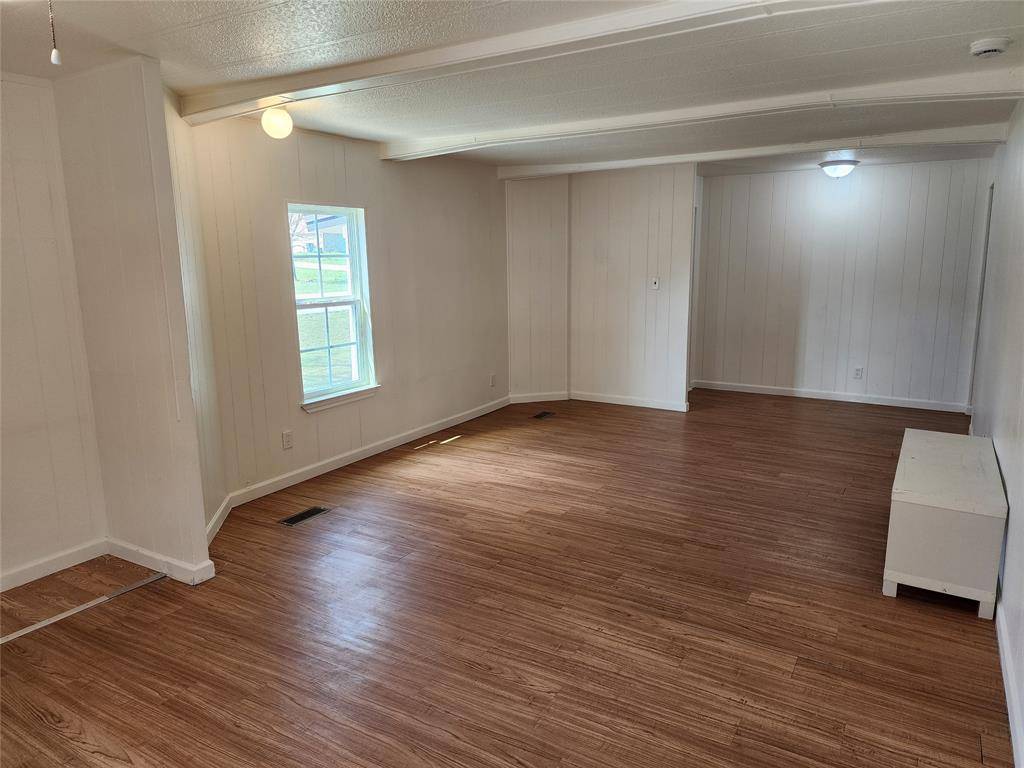145 Lakeview Road, Roanoke, TX 76262