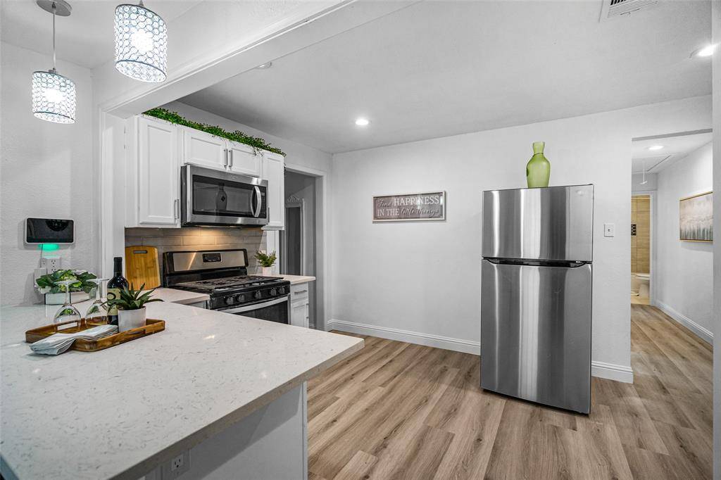 2250 AREBA Street #A, Dallas, TX 75203