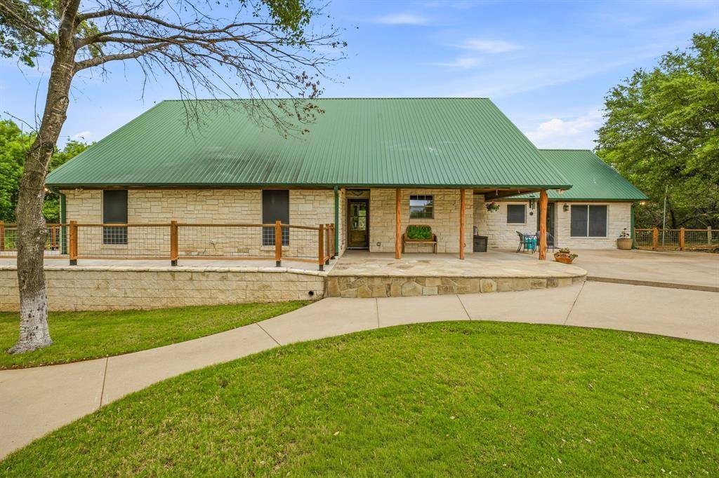 2165 Lakeside Drive, Bluff Dale, TX 76433