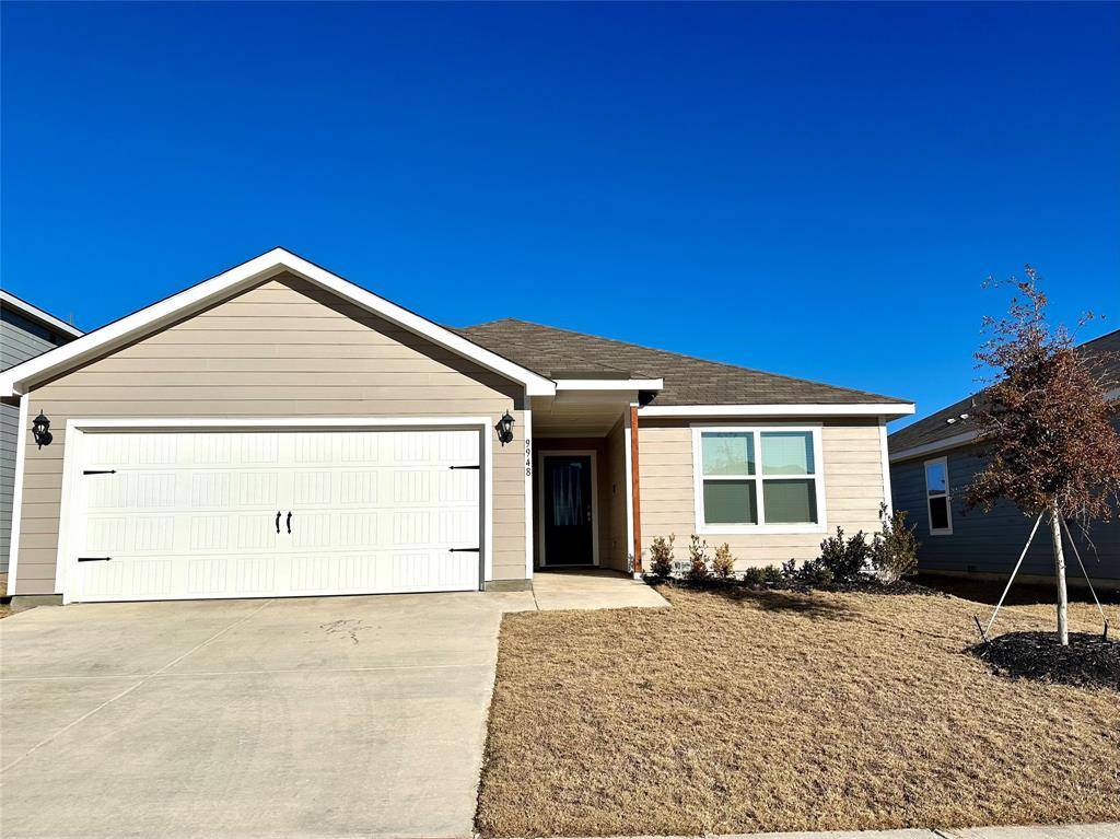 9948 Fighting Falcon Way, Fort Worth, TX 76131