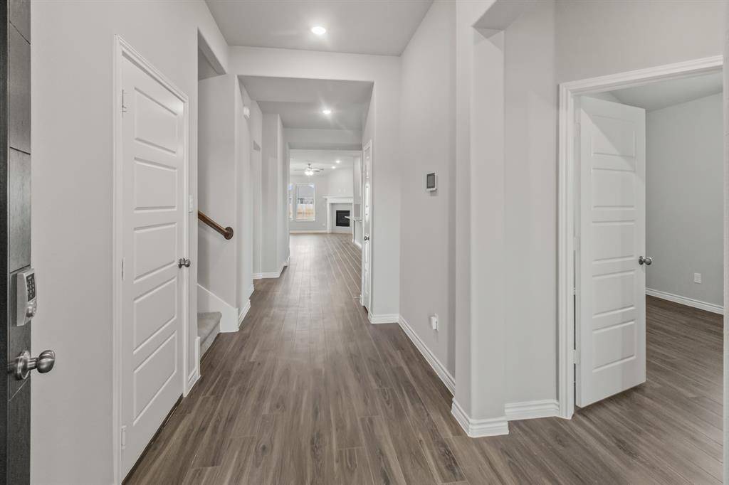 6937 Deadwood Trail, Fort Worth, TX 76036